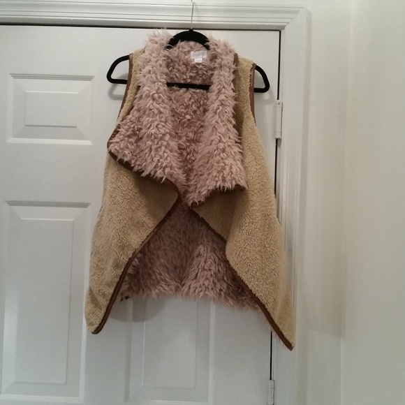 Top it off Jackets & Blazers - $$$ Top It Off Casual Faux Sherpa Vest $$$